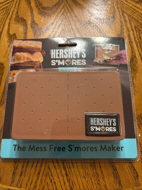 Hershey's'mores Maker Brown Kitchen Tool NWT